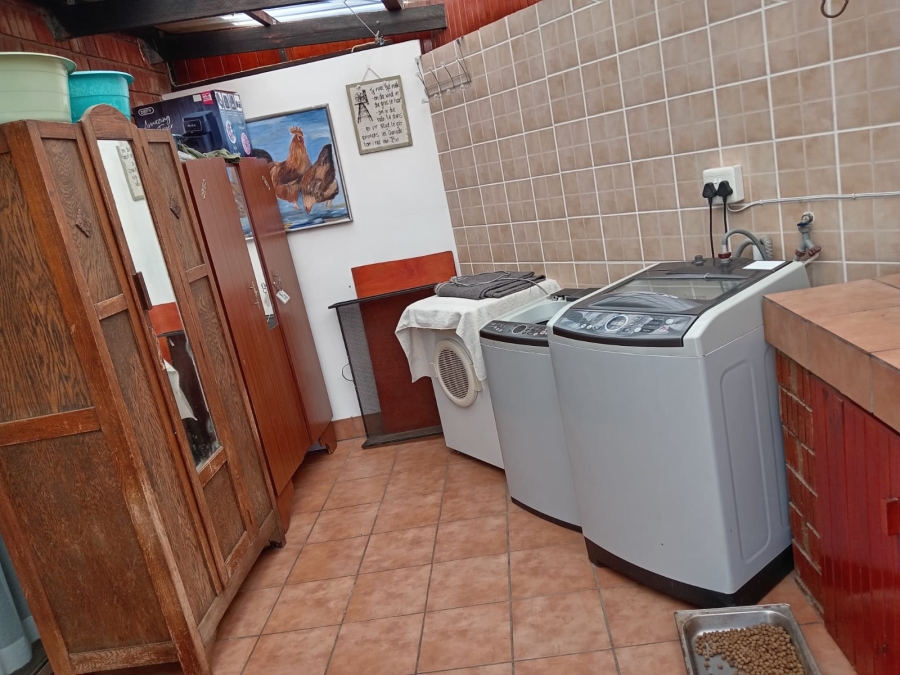 3 Bedroom Property for Sale in Wavecrest Eastern Cape